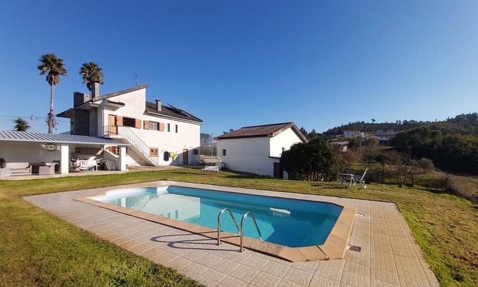 Tomar Apartment | Homerez - Appartement for 6 ppl. with swimming-pool at Praia do Ribatejo