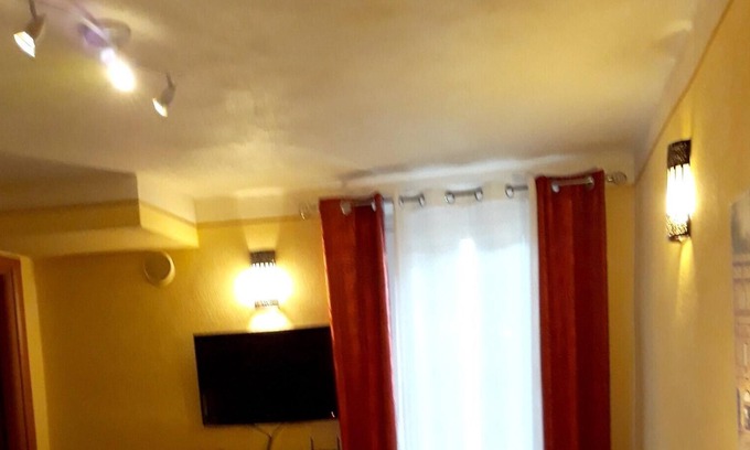 Borgo Venezia Apartment | Homerez - Beautiful appartement for 3 ppl. with terrace at Verona