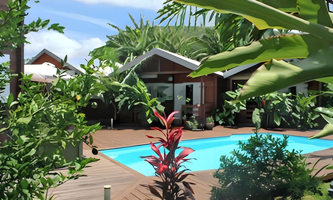 Saint-Joseph House | Homerez - Bungalow in Vincendo