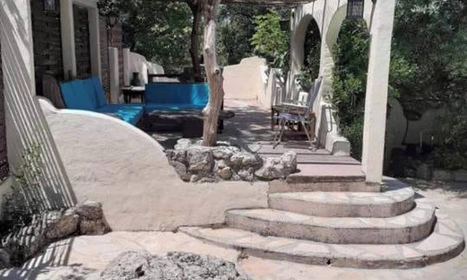 Neoules Villa | Homerez - Charming Villa in Néoules with Private Pool