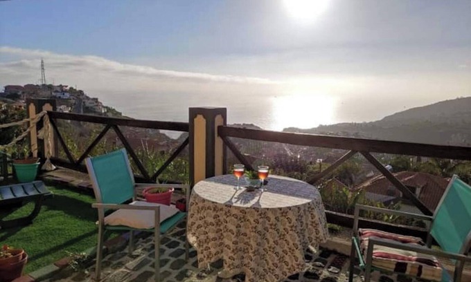 Ponta do Sol House | Homerez - Lodge in Ponta do Sol