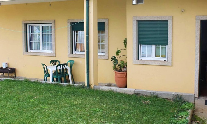 Macedo de Cavaleiros House | Homerez - Nice house for 4 ppl. with garden at Macedo de Cavaleiros