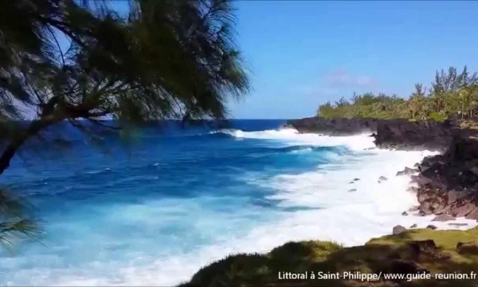 Saint-Philippe House | Homerez - Nice house for 5 ppl. with swimming-pool and garden at Saint Philippe