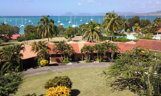 Sainte-Anne Apartment | Homerez - Studio in Sainte-Anne