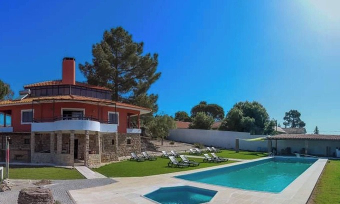 Sabugal Villa | Homerez - Villa Bendada, private pool