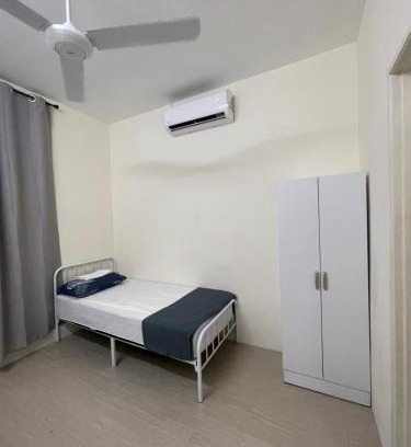 Paka House | Homestay Bajet Pekerja Lelaki 3 AC RM150