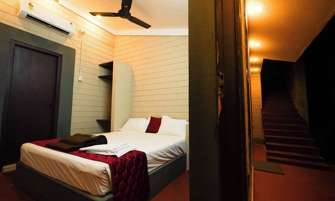 Ramanathapuram Bed & Breakfast | Homestay Comfort Meets Heritage Charm in Kilakarai