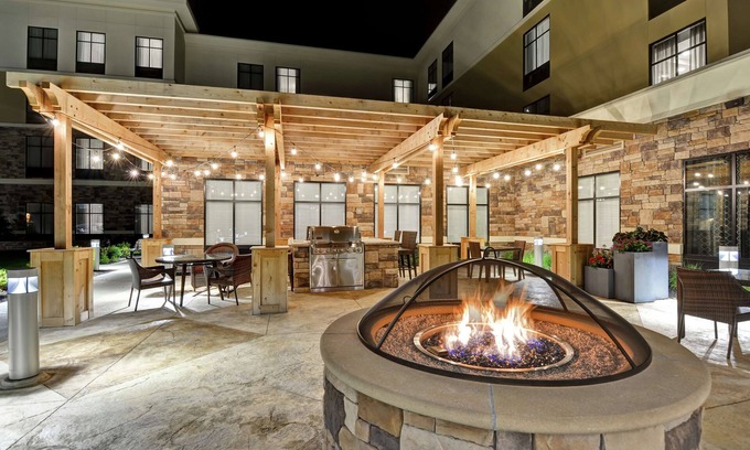 Poughkeepsie Hotel | Homewood Suites by Hilton Poughkeepsie