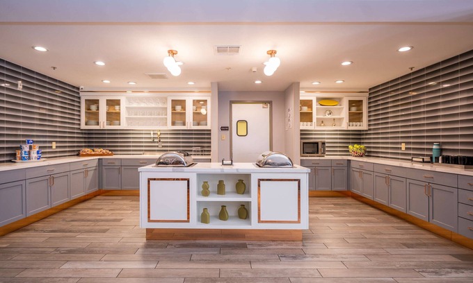 Hoover Hotel | Homewood Suites by Hilton Birmingham-SW-Riverchase-Galleria