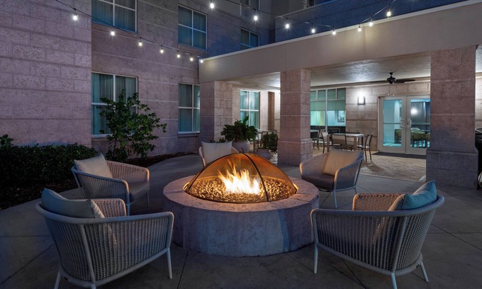 Westshore Hotel | Homewood Suites by Hilton Tampa Airport - Westshore