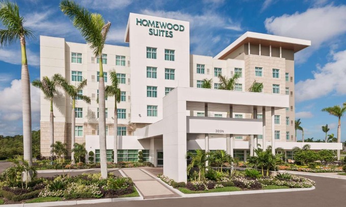 Braden River Hotel | Homewood Suites by Hilton Sarasota-Lakewood Ranch