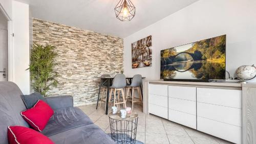 Vetraz-Monthoux Apartment | HOMEY PRECIOSO - Terrasse privée - Wifi et Netflix
