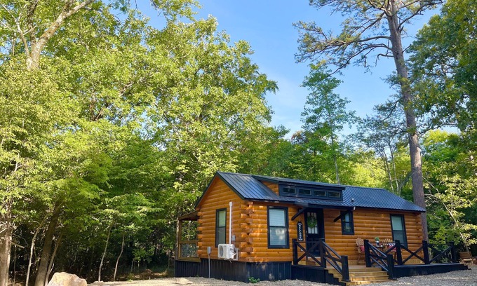 Broken Bow Cabin | Honey Creek Cabin: Hochatown- Broken Bow
