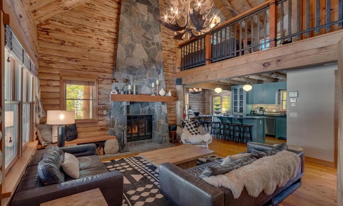 Tahoma House | Hooga House on the West Shore - Stunning Log Cabin w Private Hot Tub - Pet Friendly!