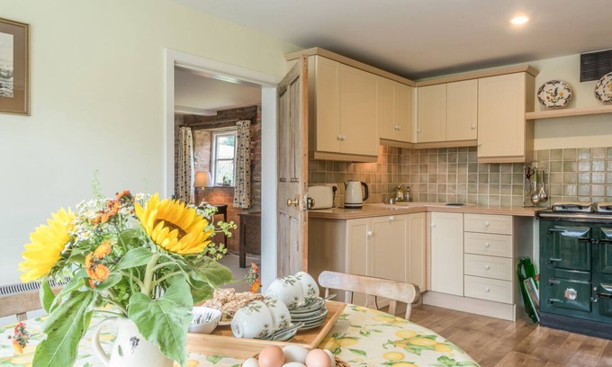Pontesbury Cottage | Hope Hall Barn