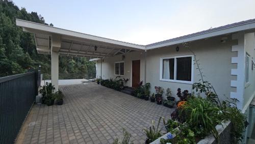 Attadi Apartment | Hope Horizon Villa Coonoor by LexStays