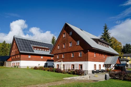 Ostruzna Hotel | Horský Hotel Skiland