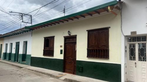 Onzaga House | Hospedaje Pinto