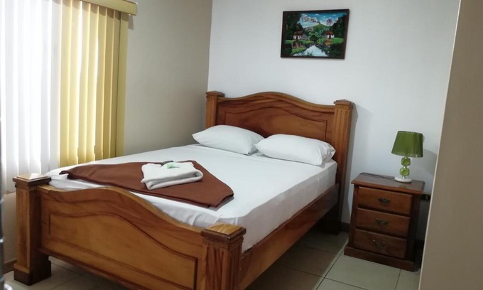 Turrialba Hotel | Hospedaje Yaldai