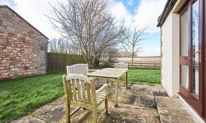 Berwick-upon-Tweed House | Host Stay The Coach House