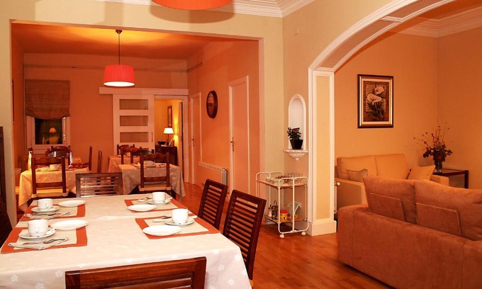 Buira House | Hostal Canigó