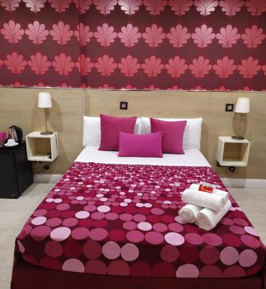 Sol House | Hostal Inn Madrid