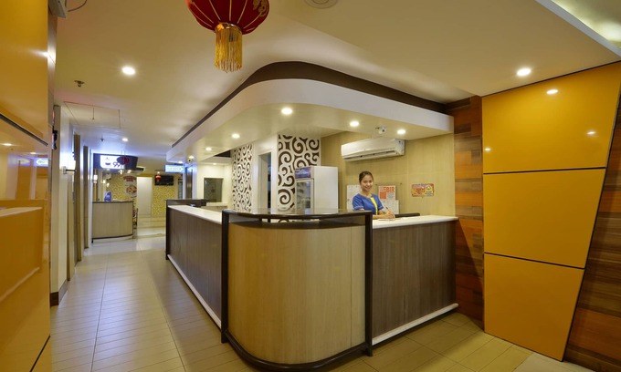 Manila Hotel | Hotel 99 Monumento Caloocan