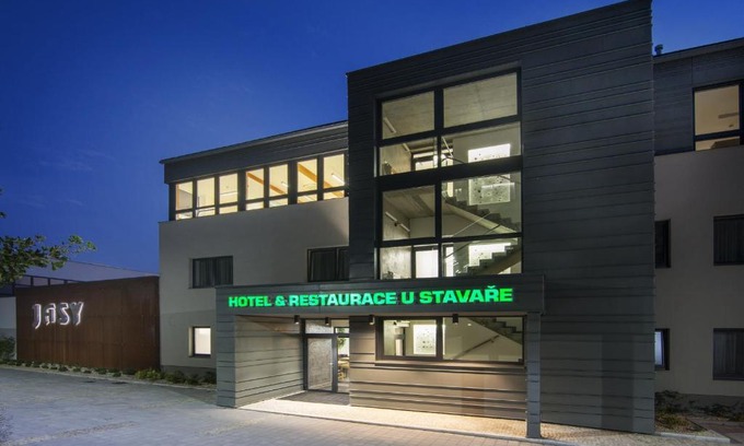 Vsetin Hotel | HOTEL A RESTAURACE U STAVAŘE