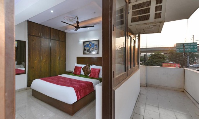 Sector 27 Hotel | Hotel Admire Inn "Atta Market, Noida Sector 18"