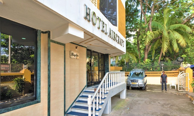 Vile Parle East Hotel | Hotel Aircraft International