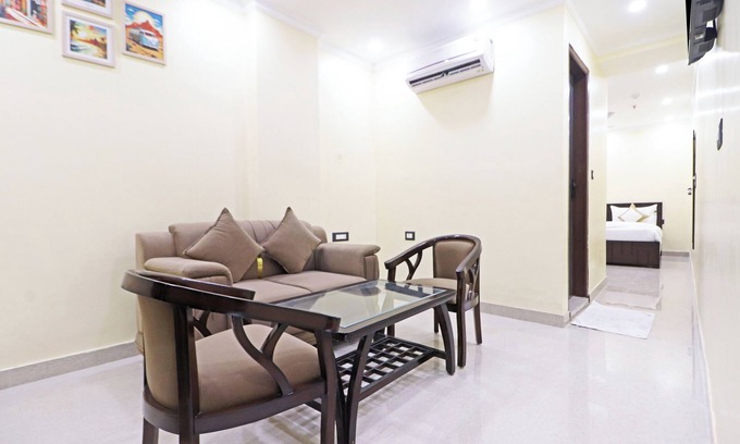 Chhatarpur Hotel | Hotel Apple Tree Residency