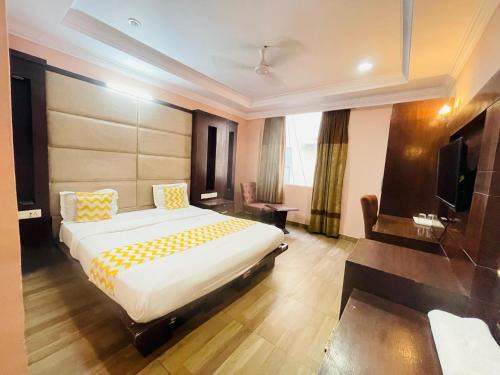 Kalkaji Apartment | Hotel AR Imperial - Nehru Place