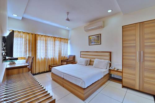 Sector 22 Hotel | Hotel Aricent Opposite ISBT Sector 17 Chandigarh