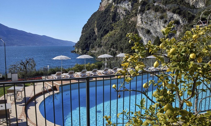 Limone sul Garda Hotel | Hotel Atilius Adults Only