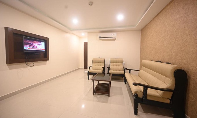 Chengannur Hotel | Hotel Bhagavath Gardens