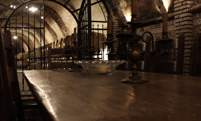 Albelda de Iregua Hotel | Hotel Bodega La Casa del Cofrade