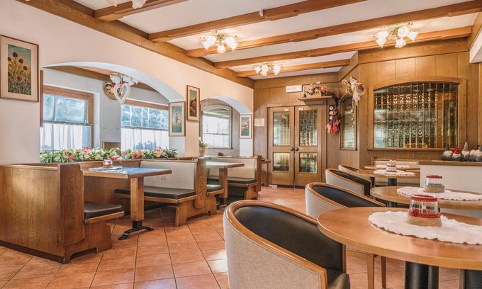 Canazei Hotel | Hotel Chalet Pineta