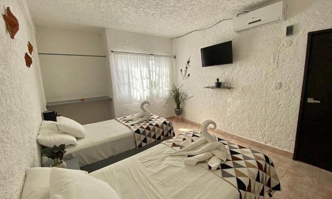 Downtown Cancun Hotel | Hotel Chi Ibal Hu Cancun