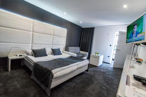 Velika Gorica Hotel | Hotel Cool Zagreb Airport