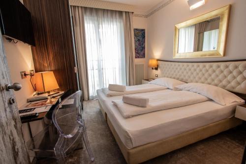 Tirano Hotel | Hotel Corona