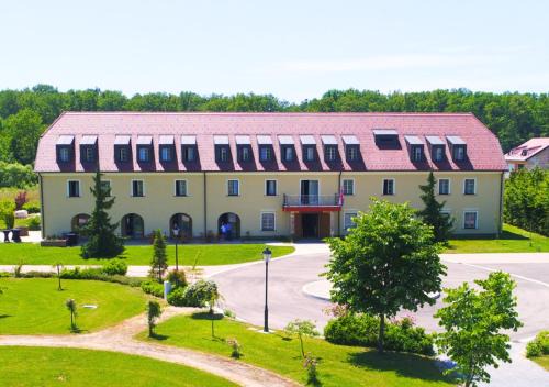 Lekenik Hotel | Hotel Dvorac Jurjevec