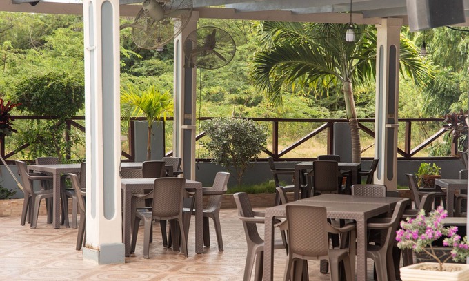 Azua Hotel | Hotel el barco