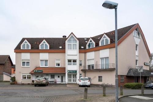 Lollar Hotel | Hotel Esmer