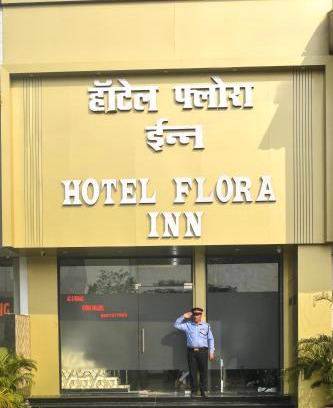 Mumbai Bed & Breakfast | Hotel Flora Inn