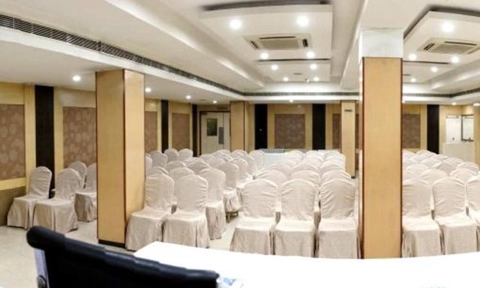 Guntur Hotel | Hotel Geetha Regency