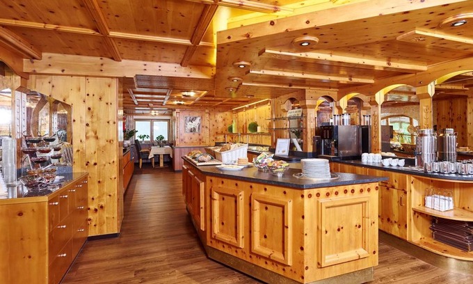 Mandarfen Hotel | Hotel Gundolf
