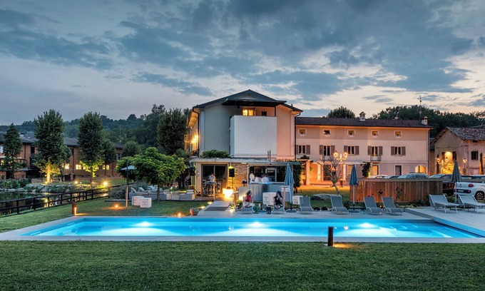 Merone Hotel | Hotel Il Corazziere