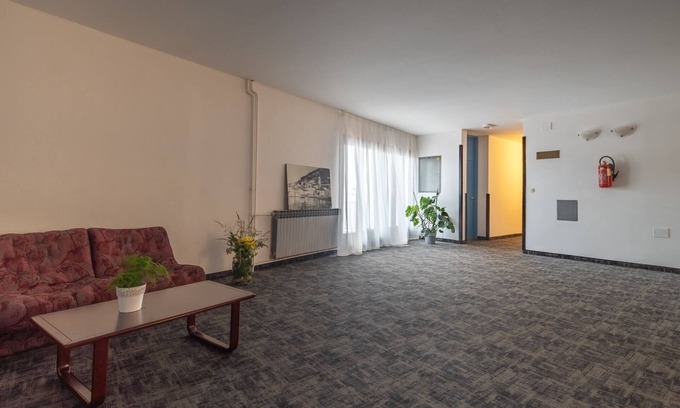 Cove Rogacic House | Hotel Issa - Triple Room Sea View 6