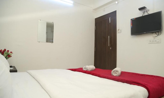 Satara House | Hotel Jagdamba