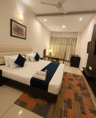 Zirakpur Hotel | Hotel JB Residency Zirakpur Chandigarh # Large Rooms # Balcony Rooms # Top Rated